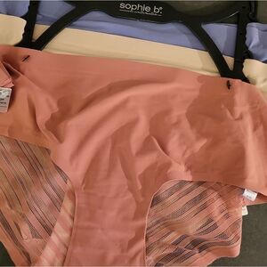 SOPHIE B.INTIMATES & SLEEPWEAR